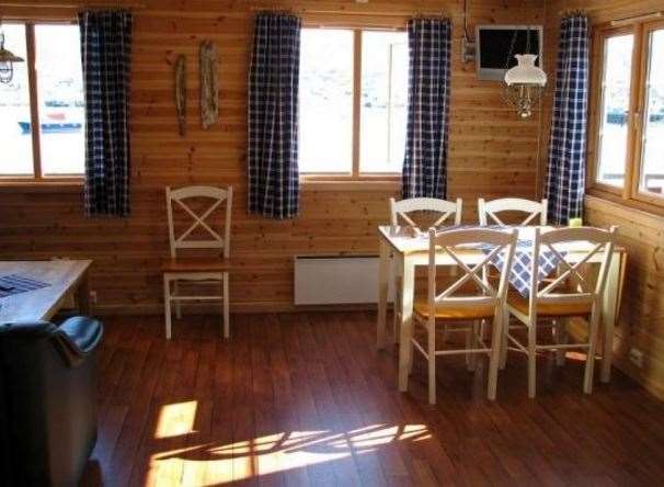 Adventure Camp - Mehamn Hotell Rom bilde
