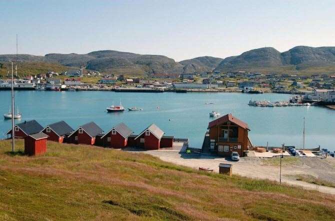 Adventure Camp - Mehamn Hotell Eksteriør bilde